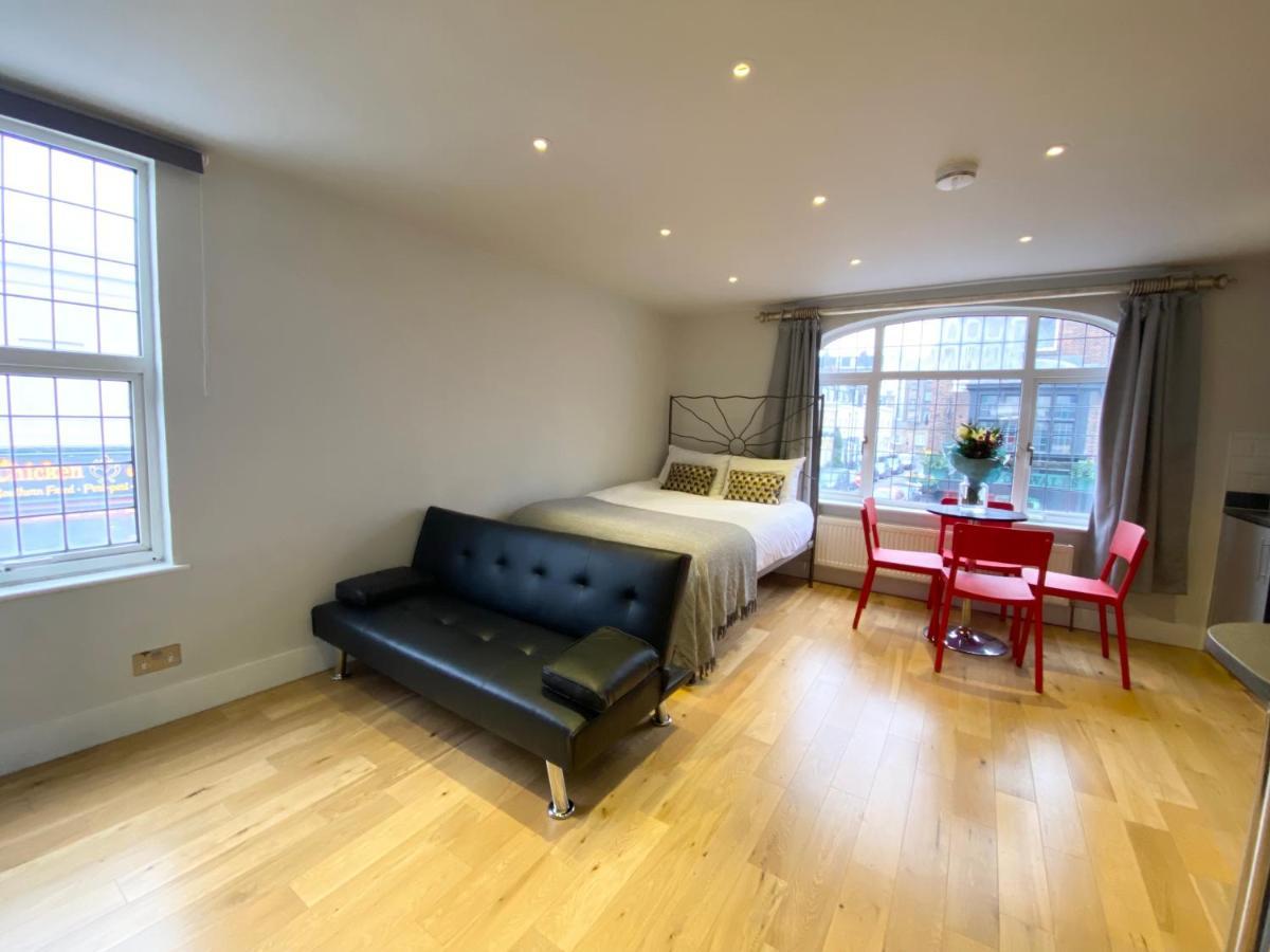 Stylish Maisonette And Studio In Victoria London Eksteriør billede